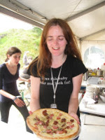 Uli serving the pizza at 2011 CCC camp