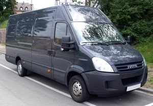 Iveco Daily front wiki fourth generation.jpg